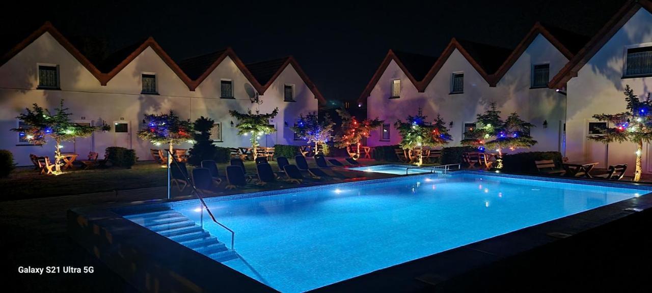 Aqua Fun Domki Z Basenem ดาร์โวโว ภายนอก รูปภาพ